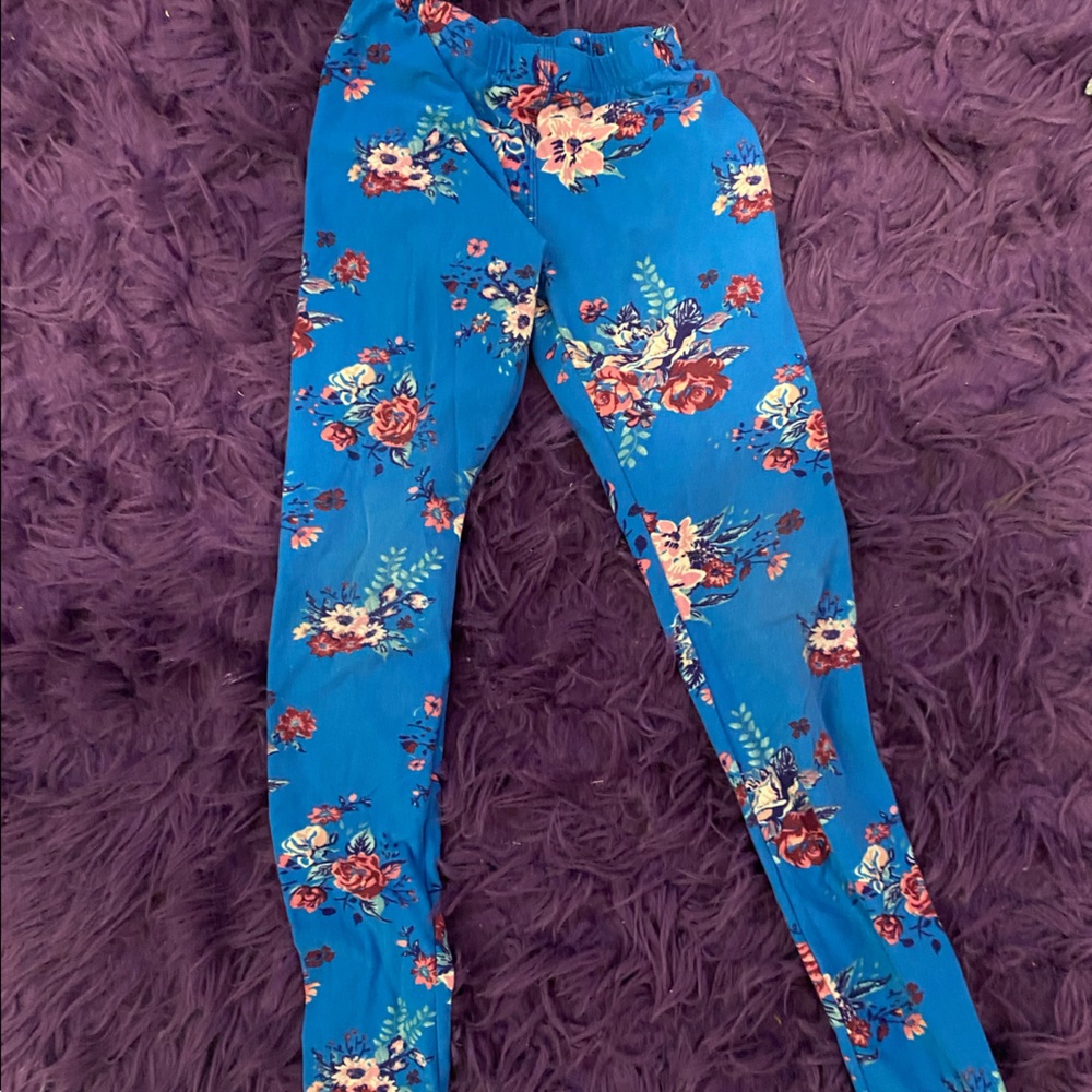 Blue flowered leggings. Super soft.